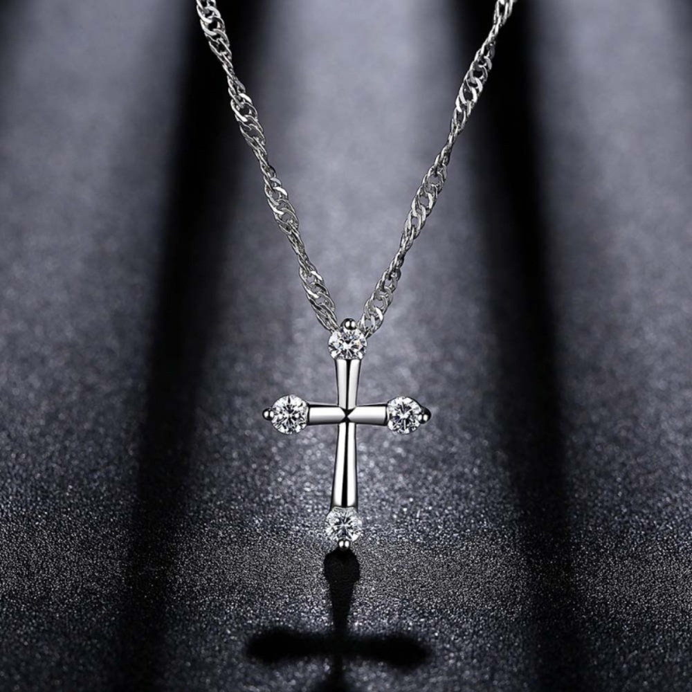 *ABBEY* Silver Cross Fashion Pendant Necklace
